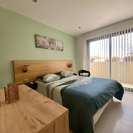 Contemporaine Avec Piscine Privée Et Climatisation à 15min Plages - Fr-1-529-251 Villa *
