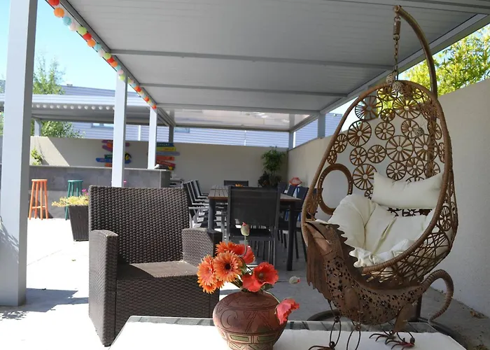 Villa Contemporaine Avec Piscine Privée Et Climatisation à 15min Plages - Fr-1-529-251 Perpignan